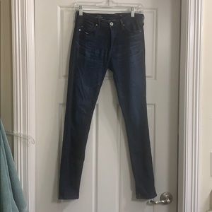 Size 26 AG The Abbey Skinny Jeans